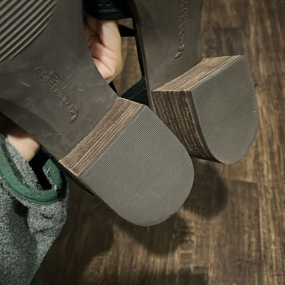 Koolaburra Ugg Ankle Strap Heel Black Size 9 - Picture 8 of 13